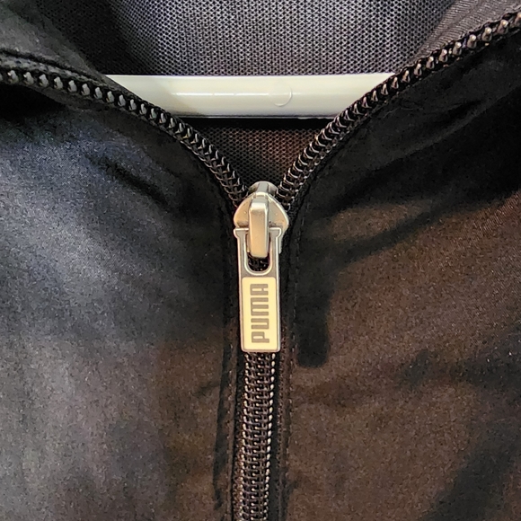 Puma Lightweight Jacket with zipper - Picture 3 of 10